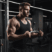 treine o triceps para bracos maiores e equilibrados